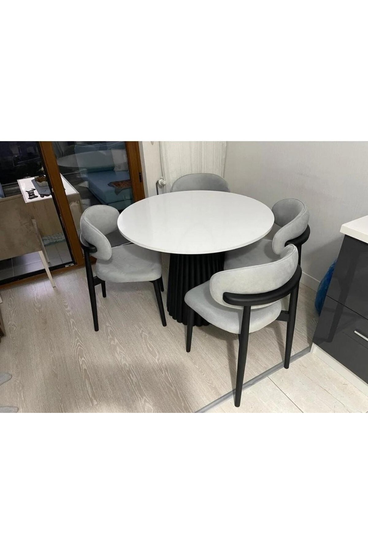 Yuvarlak Ahşap Masa Takımı Bohem 4 Kişilik Mutfak Masa Sandalye Takımı İskandinav